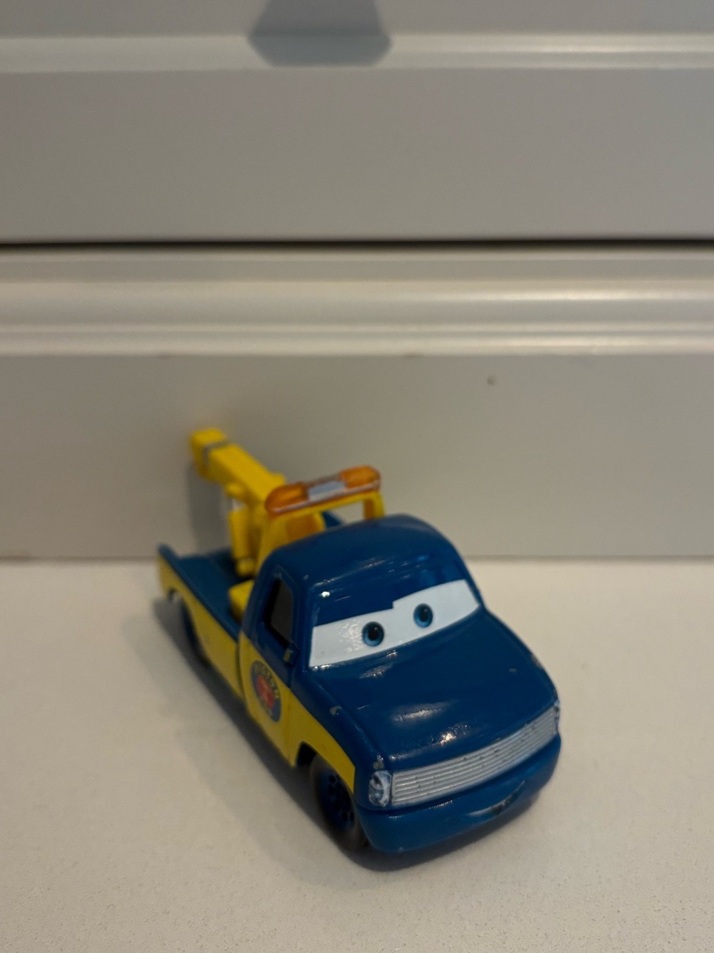 Disney Pixar Race Tow Truck Tom Die-Cast Car